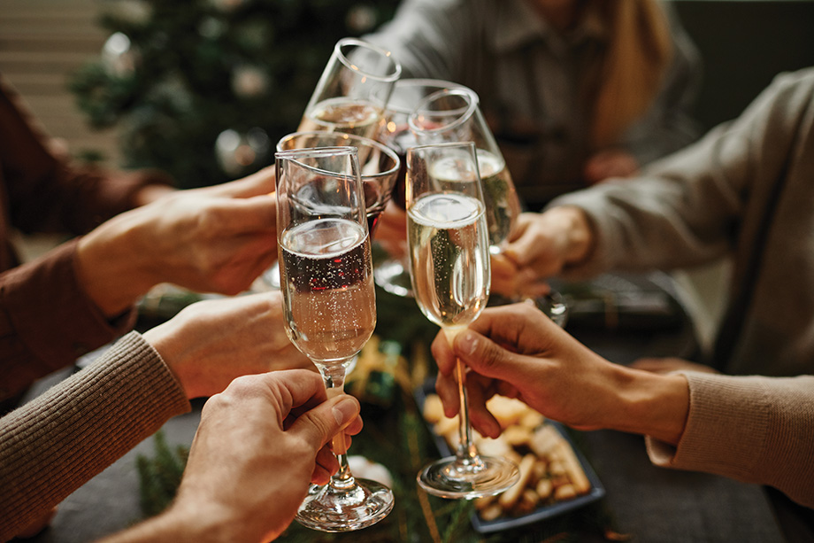 Holiday Wines to Bring to the Dinner Table