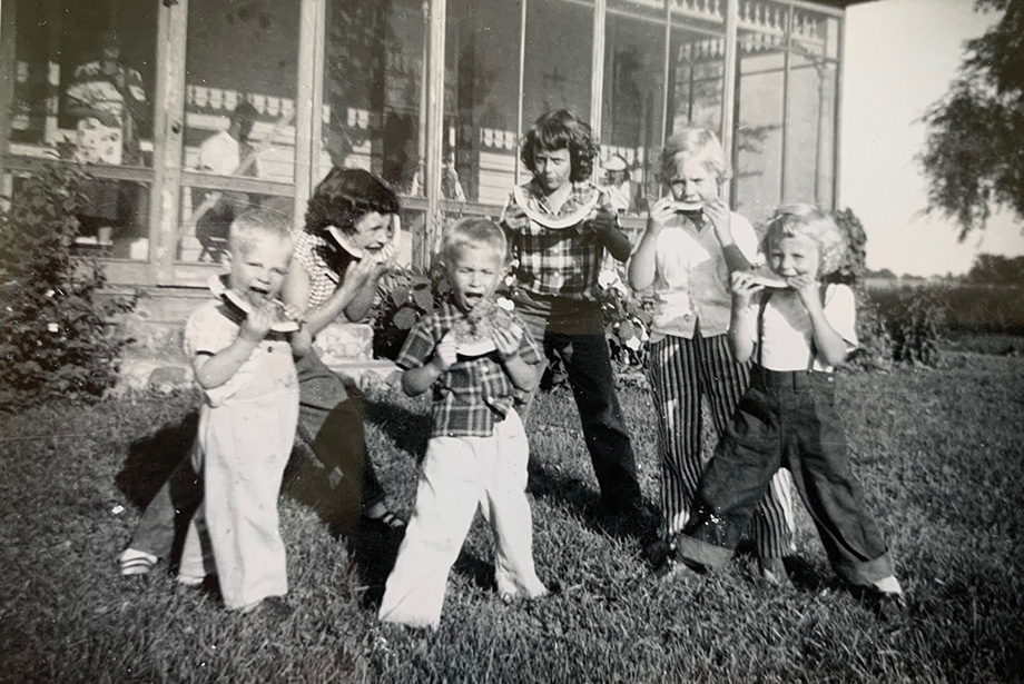 From left to right: Gaylen Schilling, Barb Gausman Larrabee, Stan Gausman, Susan Stutzman Hecker, Sylvia Schilling Dalzell, Patty (Stutzman) Paulus