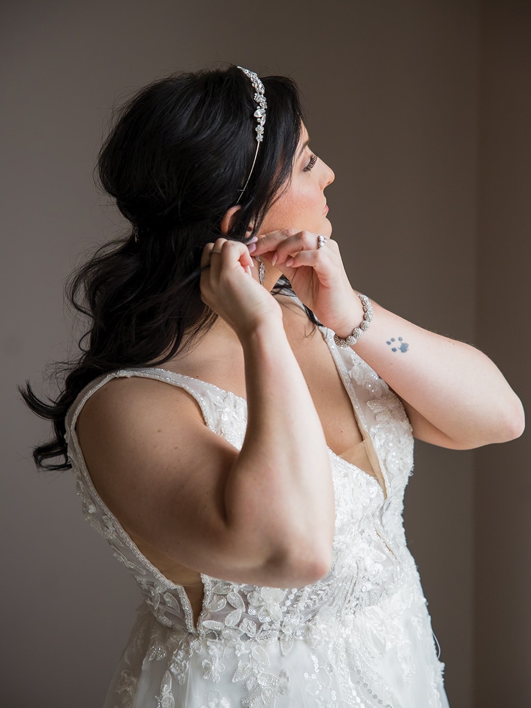 To make your bridal look feel complete, consider accessories such as headbands or statement earrings.