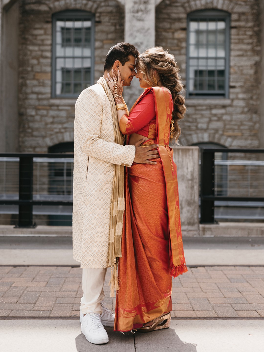 Woodbury's Ambarish (Rishi) and Nan (née Glinsek) Sen shared their Haldi, Sangeet and Wedding ceremonies with us in our first special weddings issue.