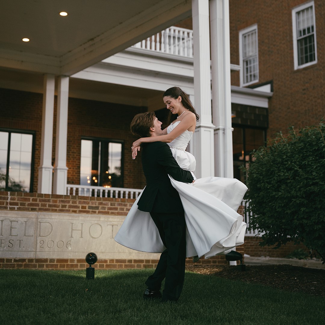 “What stood out to me about capturing Hanna and Ethan’s day was their evident love for the Lord,” says Aleshea Kuchenreuther, owner of Glorify Photography Co. “This was represented by the way they treated their loved ones and their vendors, and how they carried themselves throughout their day … They truly were just happy to be together and to be celebrating their love!”