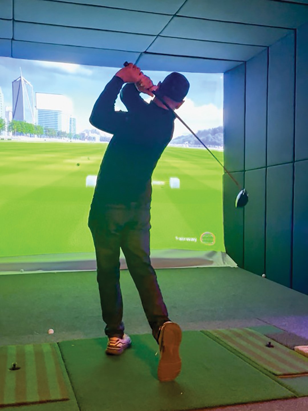 Guests will enjoy The ParT Barn’s golf simulators alongside its various food and beverage options.