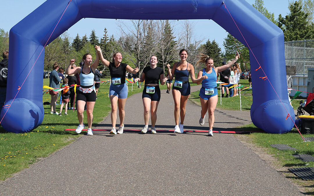 Race Around the Lakes at the Woodbury Lakes Half Marathon