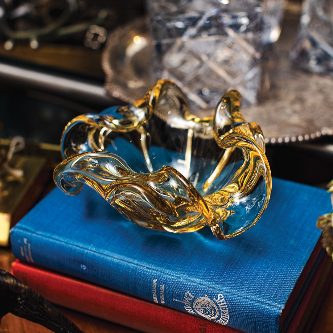 An authentic piece of Murano glass from Jim Midtlien’s personal collection. It is handcrafted on Murano Island, Italy, using centuries old techniques.