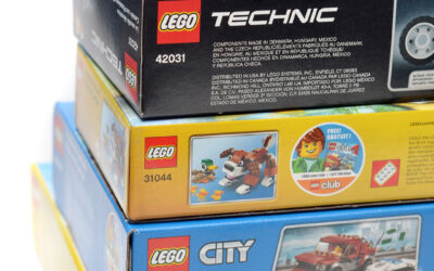 Bricks & MiniFigs Offers a New Way to Lego