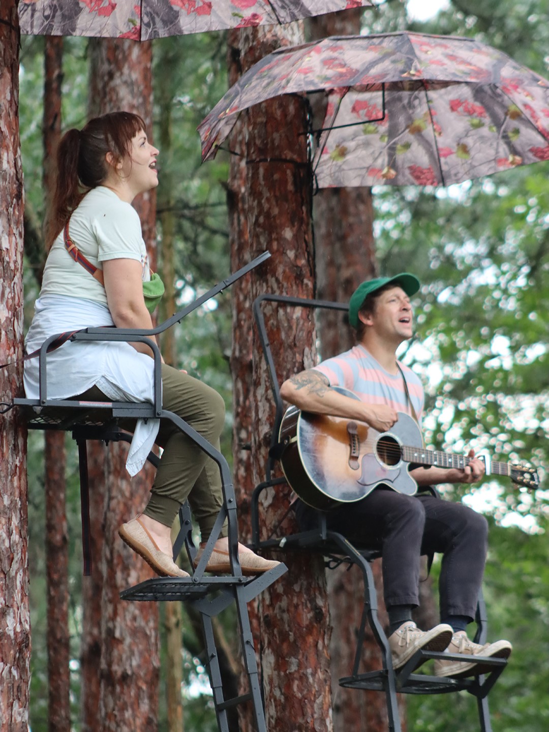 Chris Koza and Linnea Mohn performing at Music in the Trees. 